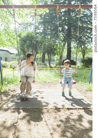 工作的母親 7599564