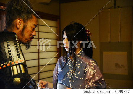 Military commander and princess Military commander and princess 7599852