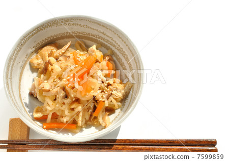 Drain the radish noodles 7599859