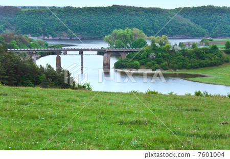Spring country landscape Spring country landscape 7601004