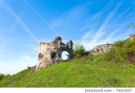 Ancient fortress ruins Ancient fortress ruins 7601007