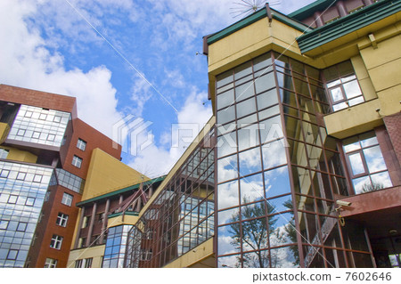Modern Architecture. Modern Architecture. 7602646