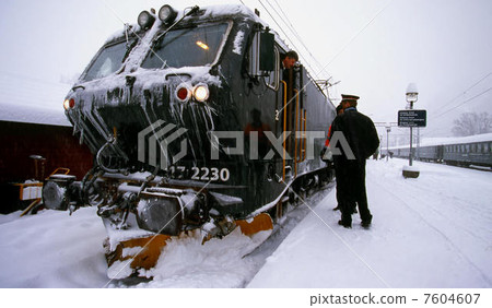 From Railway From Railway 7604607