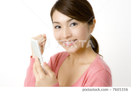 喜歡手機的女性 喜歡手機的女性 7605356