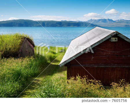 fishing huts fishing huts 7605756