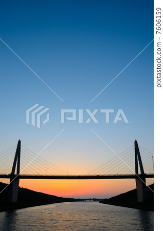 Oriental bridge at dusk [Vertical] 7606159