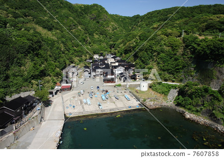 Sado Furaura 7607858