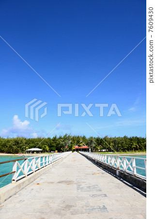 關島科科斯島的碼頭 7609430