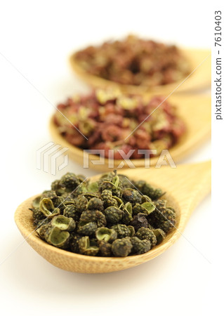 Spice various peppers 7610403