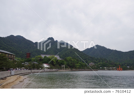 World Heritage Itsukushima Shrine World Heritage Itsukushima Shrine 7610412