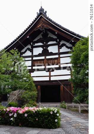 House of the House of Catherine 7611034