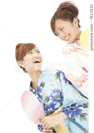 有愛好者的兩個yukata少婦 有愛好者的兩個yukata少婦 7613832