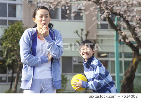 女老師吹口哨 女老師吹口哨 7614002