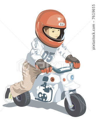 一個迷你自行車的孩子 7619655