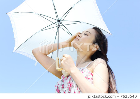 夏天藍天和一位小姐 夏天藍天和一位小姐 7623540