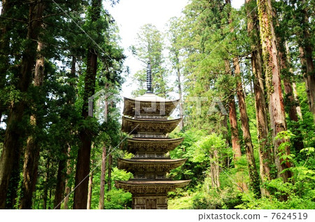 Dewa Shrine 5-storied pagoda Dewa Shrine 5-storied pagoda 7624519