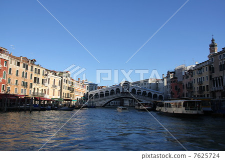 Venetia Realt Bridge Venetia Realt Bridge 7625724