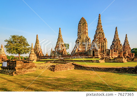 In the evening Wat Chai Wattanerham (Thailand, Ayutthaya) 7627365