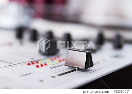 Professional sound mixing controller 7628627