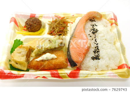 美味的三文魚午餐盒 7629743