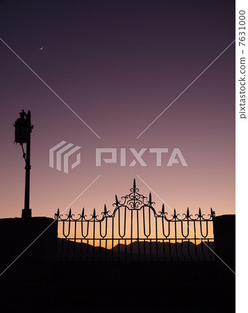 Magic hour Magic hour 7631000