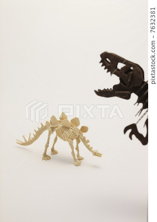 Image of predator 7632381