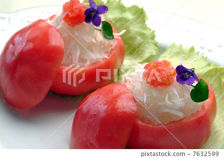 Tamagi ball onion cuisine New onion creative dishes Tomato salad onion salad vegetable vegetable salad 7632599