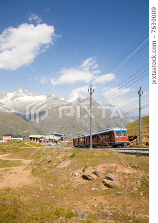 山地火車 7639009