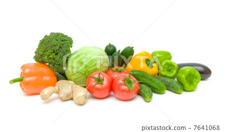 Vegetables isolated on white background 7641068