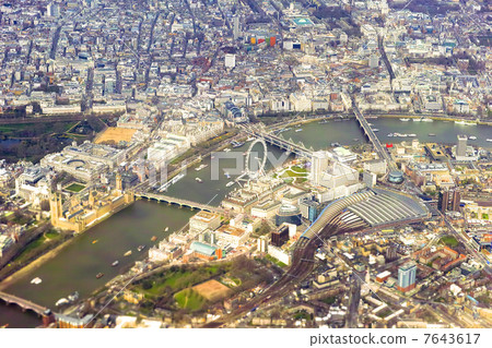 London  7643617