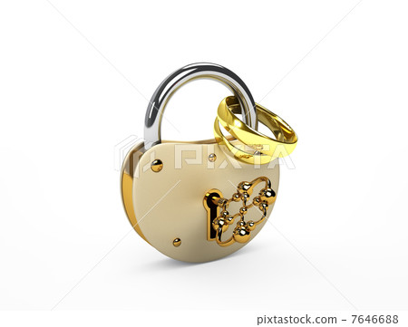 The lock and wedding rings 7646688