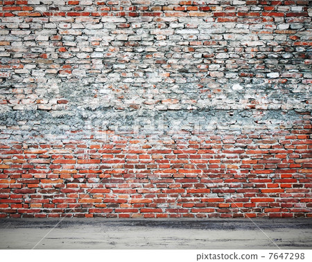 Old interior 7647298