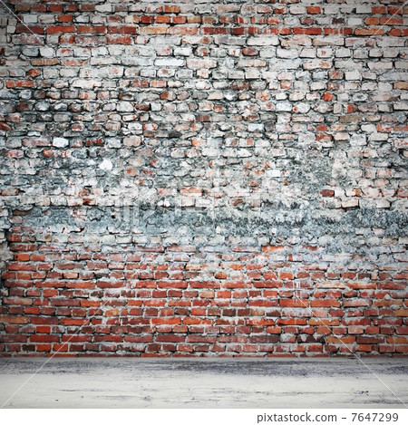 Old interior 7647299