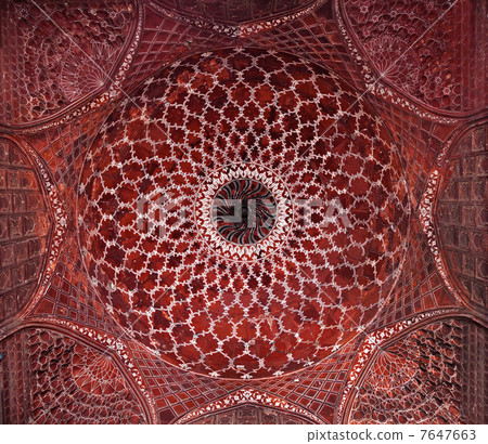 Detail of decorating the Taj Mahal Detail of decorating the Taj Mahal 7647663