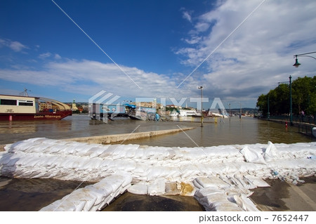 Budapest Hungary Danube Flood 2068 7652447
