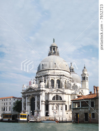 Church of Santa Maria della Salute 7652723