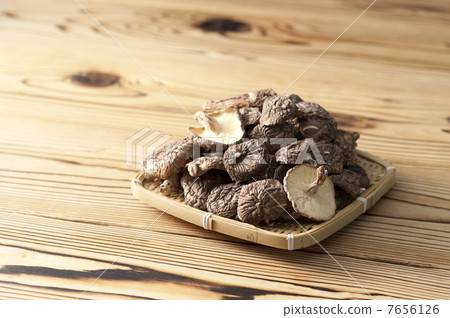 Dried shiitake mushroom dried shiitake mushrooms Dried shiitake mushroom dried shiitake mushrooms 7656126