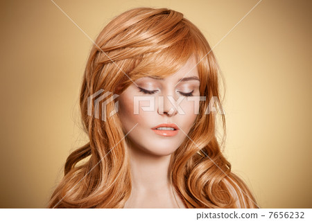 Beauty Portrait. Curly Hair Beauty Portrait. Curly Hair 7656232