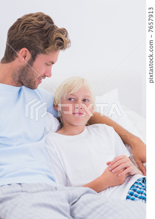 Portrait of a father and his cute son Portrait of a father and his cute son 7657913