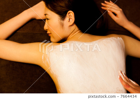 Untitled Untitled 7664434
