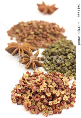 Spiced peppers a lot Spiced peppers a lot 7665160