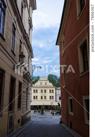 Cesky Krumlov Square that wants from alleys 7666367