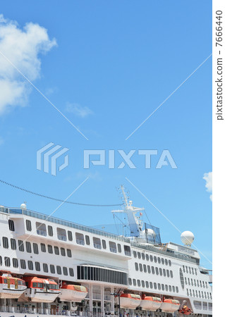 floating hotel, large passenger boat, cruise ship 7666440