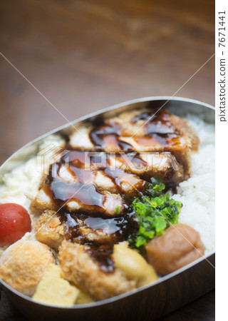 豬排盒午餐 7671441