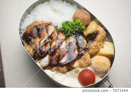 豬排盒午餐 7671444