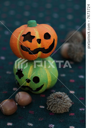 Halloween  7673724