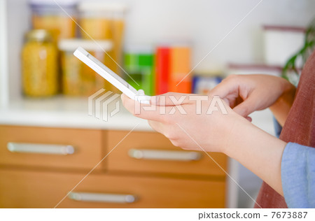 手機和家庭主婦 7673887