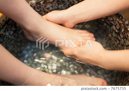 水療中心的反射療法(由真正的美容師治療) 水療中心的反射療法(由真正的美容師治療) 7675735
