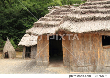 阿伊努人的房子 7676895