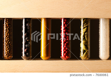Spices in beakers Spices in beakers 7680061